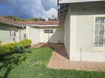 3 Bedroom Garden Flat