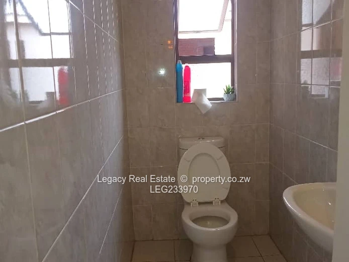 Fully Equipped 5-Bedroom House in Arlington Estate