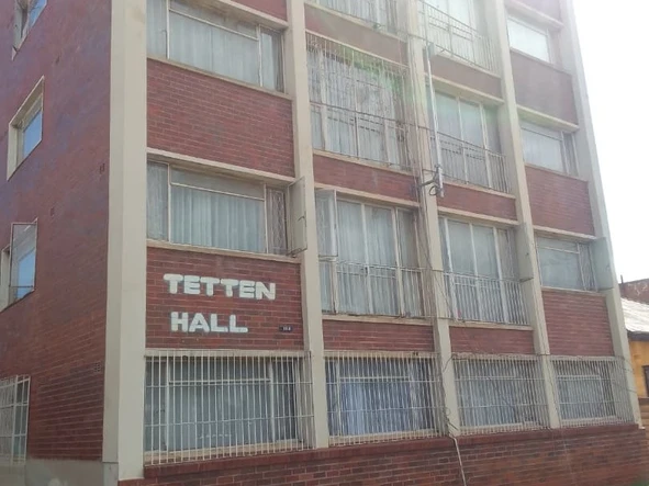 2 Bedroom Flat & Apartment