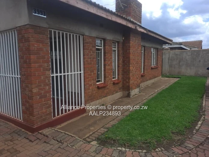 Tynwald North Gem: Secure & Spacious Four-Bedroom Family Home (Sole Mandate)