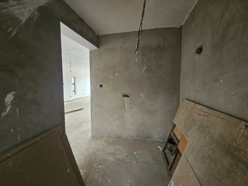 4 Bedroom Garden Flat