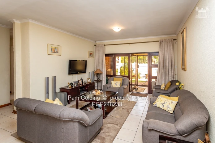 Charming 3 Bedroom Cluster Home  (Sole Mandate)