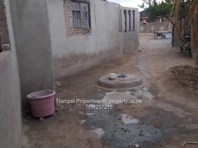 Ruwa 4-Bed Project Home on 325m² — Mains Water