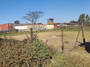 Commercial & Industrial Land