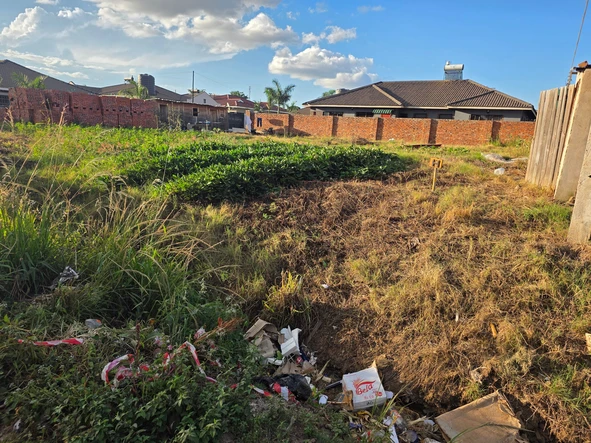 Stands & Residential Land