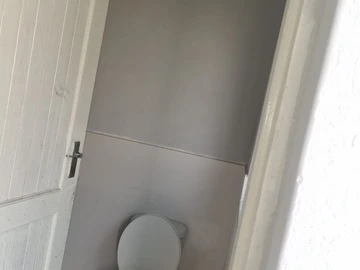 6 Bedroom House