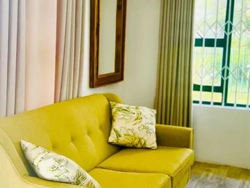 2 Bedroom Flat & Apartment