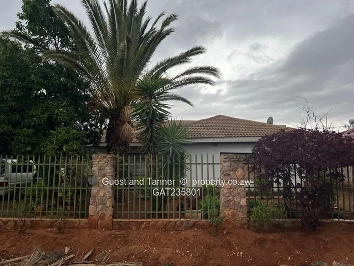 3-Bedroom House with 2-Bedroom Cottage for Sale in Mahatshula North, Bulawayo