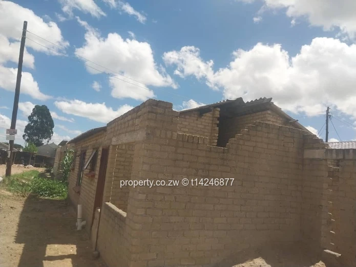 Chitungwiza unit o extension 
