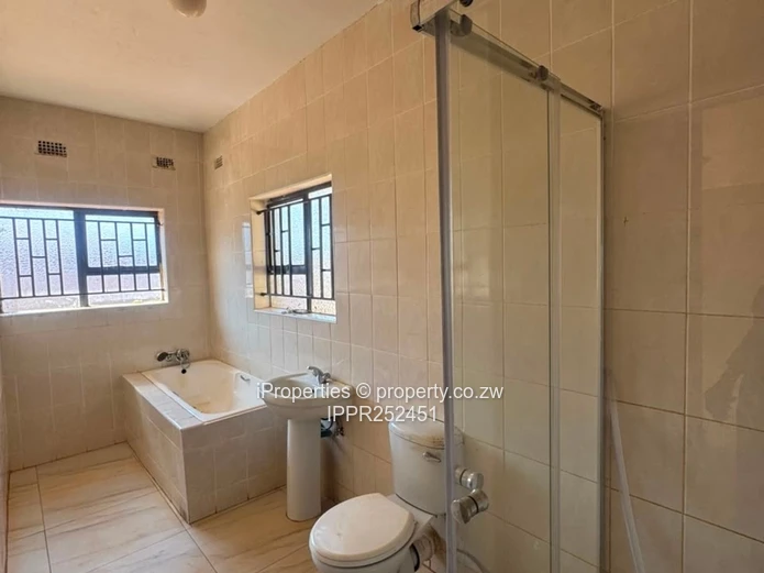 For Rent: 6-Bedroom Home | Mt Pleasant Heights | Us$1,600