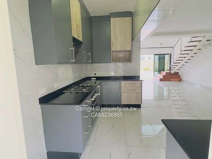 Modern 3-Bed Townhouse in Arlington — Borehole & Solar3