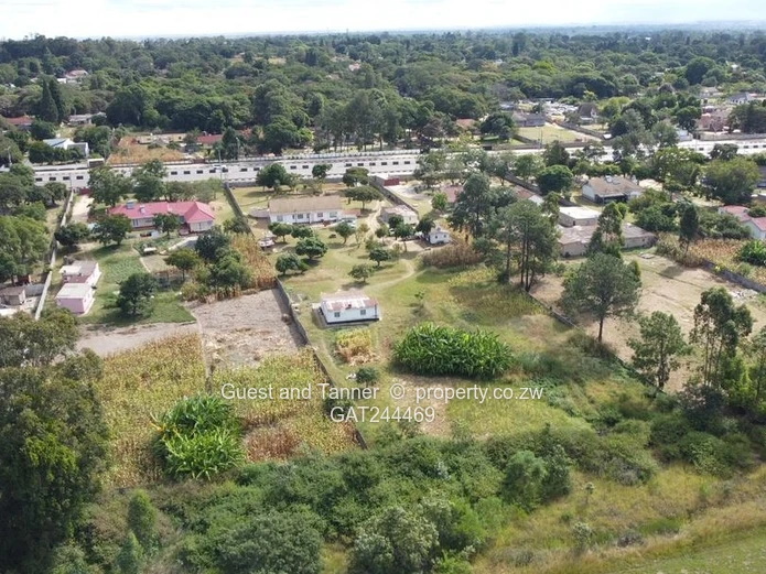 Commercial Property For Sale long Airport Road in Hatfield