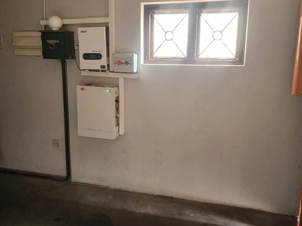 3 Bedroom Flat & Apartment