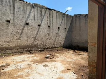 Farm & Agricultural Land