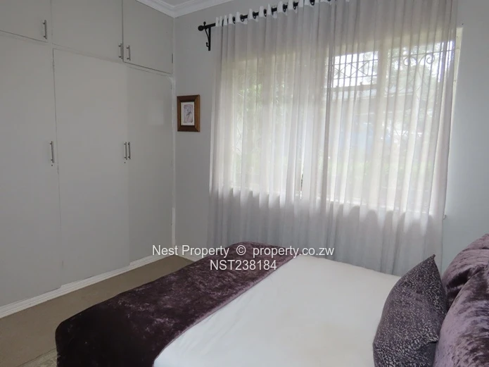 Top drawer location – 4 Bedroom Family Home in Highlands!