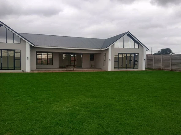 5 Bedroom House