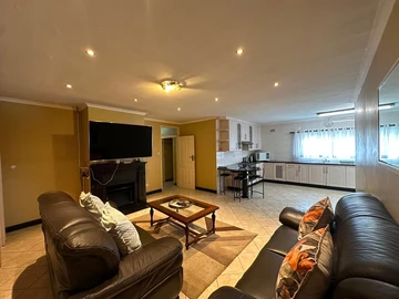 3 Bedroom Garden Flat