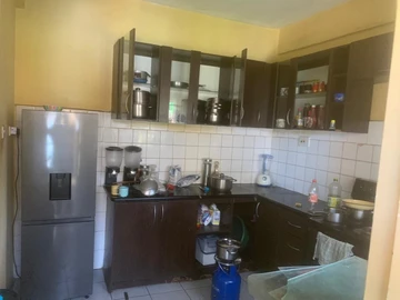 2 Bedroom Flat & Apartment