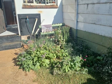 2 Bedroom Garden Flat