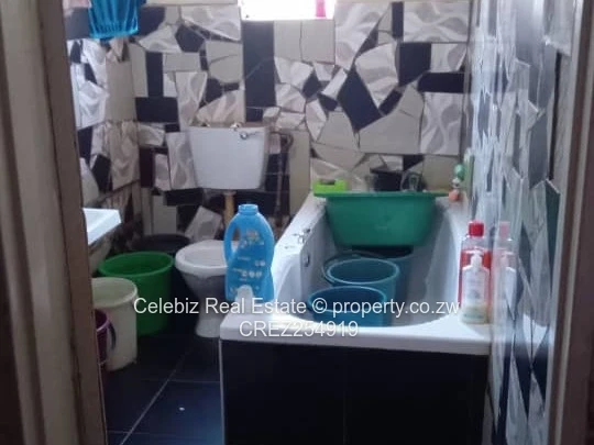 Chinhoyi Coldstream house for sale 