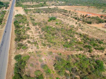 Commercial & Industrial Land