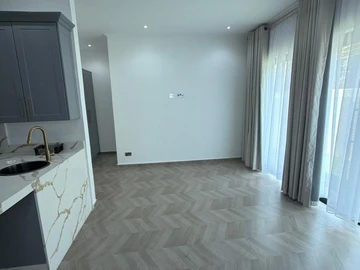 3 Bedroom Garden Flat