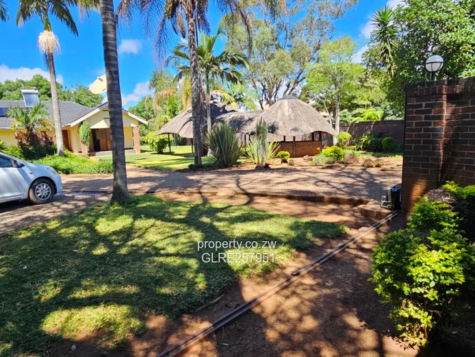Vainona 3-Bed Home on 2000m² with Borehole & Lapa