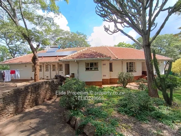 Spacious 3-Bed Avondale Home on 3291m² with Pool & Borehole