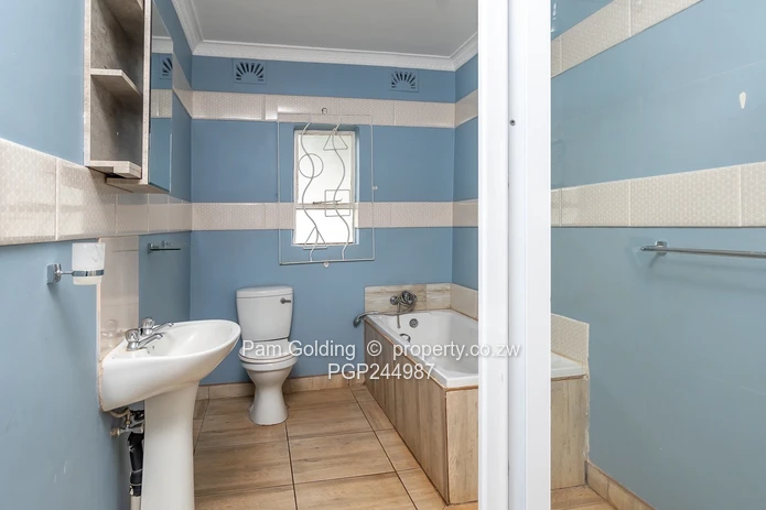 House to Let in a Secure Gated Community  (Sole Mandate)