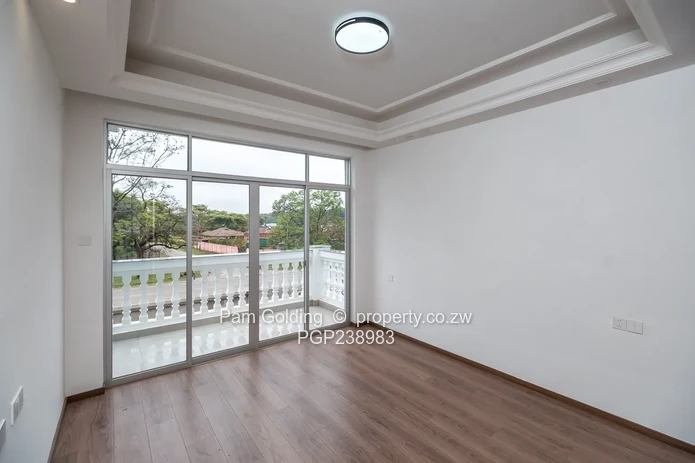 Luxury 4-Bedroom Duplexes in the Heart of Strathaven (Sole Mandate)