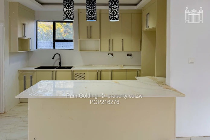 Near Completion Contemporary Duplex Unit in Good Location (Sole Mandate)