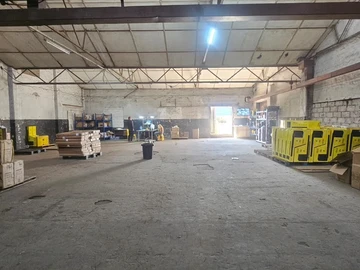 Warehouse & Factory