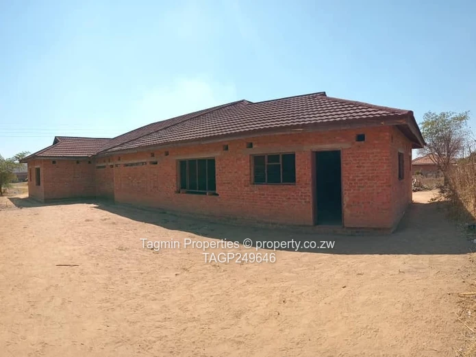 House forsale Charlotte Brooke harare 