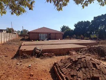 5 Bedroom House