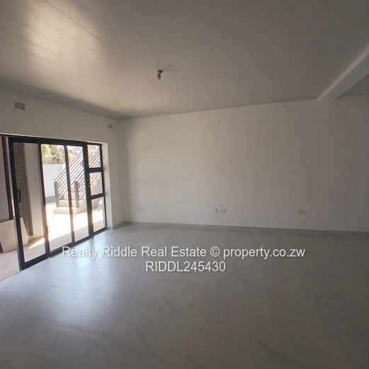 Newly built 3beds garden flat. Chipukutu.