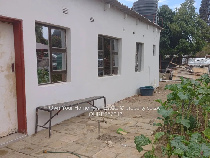 Eastlea cottage to rent 
