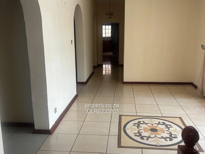 Ambassadorial/Executive House to Let -Greystone Park/Quinington Area 