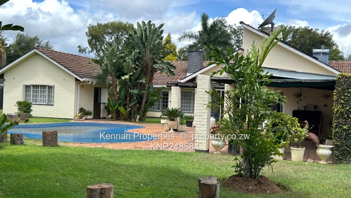 Prestigious Borrowdale Rental – Space, Comfort & Timeless Charm