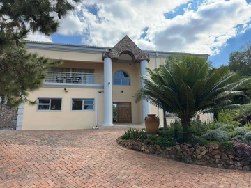 Fully Furnished House In Greystone Park 