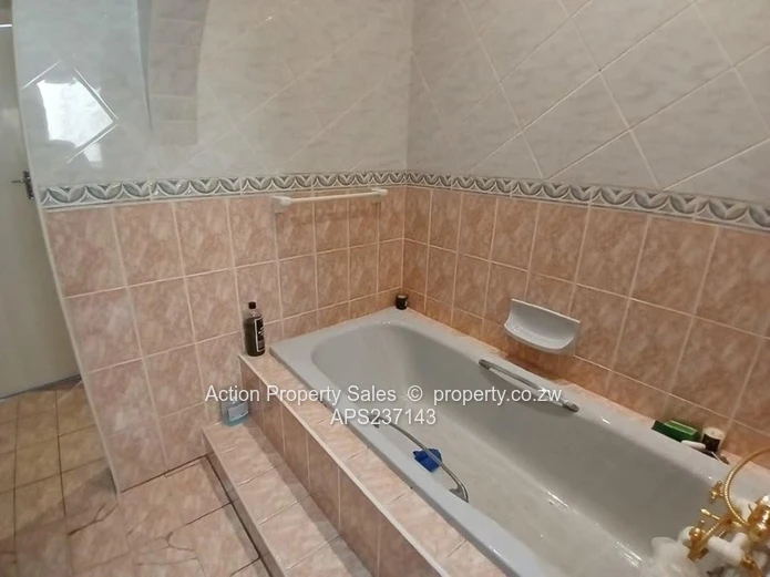 Neat Family Townhouse! 