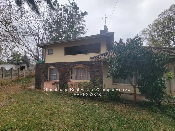 7 Bedroomed Home in Woodlands for sale