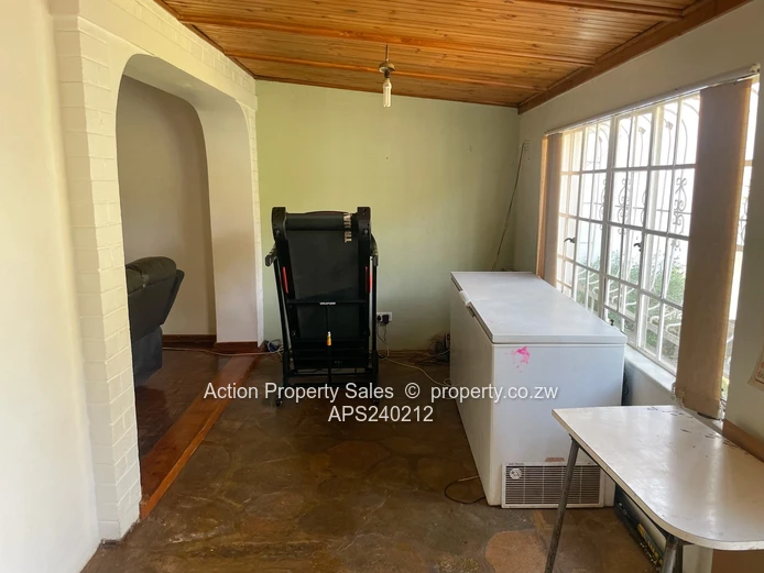 2 Bedroom Duplex Garden Flat For Rent In Avondale 