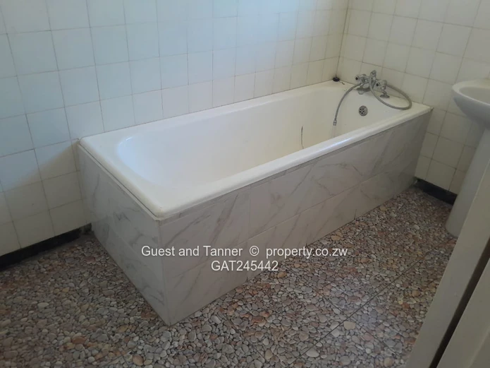 Modern 3-Bedroom Home to Rent in Haig Park, Mabelreign