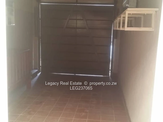 Executive Furnished Garden Flat with Solar & Generator – Avondale