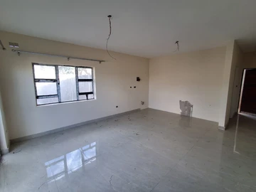 2 Bedroom Flat & Apartment