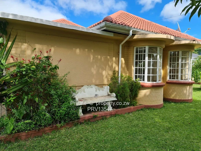 Neat Compact 3 Bedroomed House Avondale