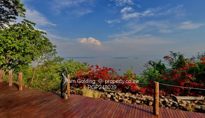 Boutique Hotel in Mica Point Kariba with Lake Views