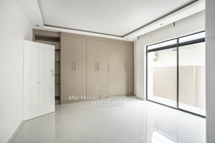 Laxurious Living: Borrowdale West