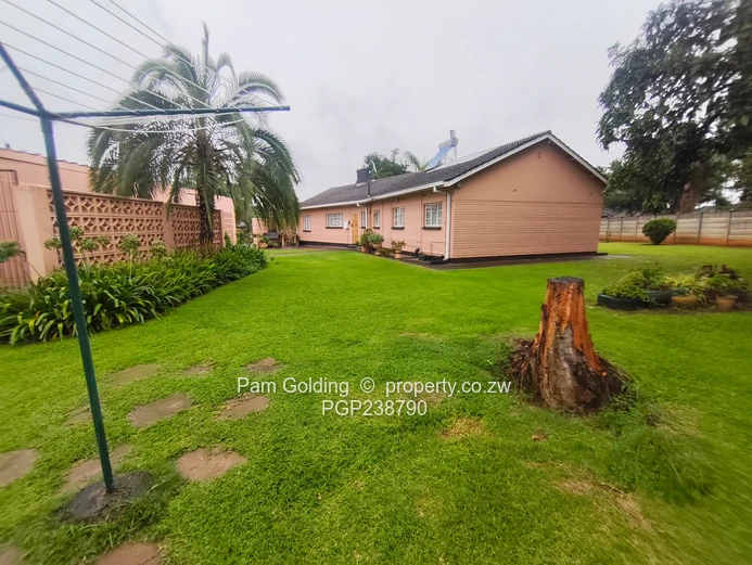 3 Bedroom Residential Property Available For Rent – Milton Park