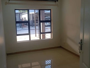 3 Bedroom Garden Flat